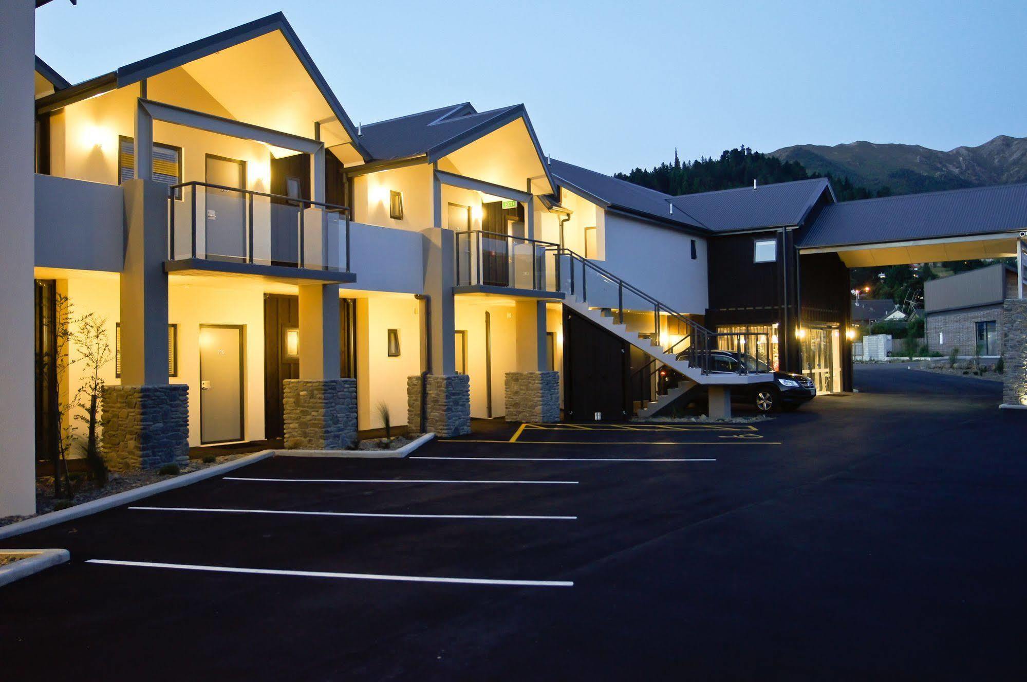The St James Premium Accommodation Hanmer Springs Exterior photo